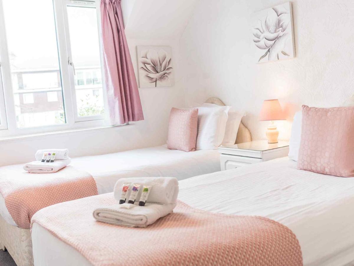 Pass The Keys Comfortable 3 Bed In Central Bowness With Parking Windermere Eksteriør billede